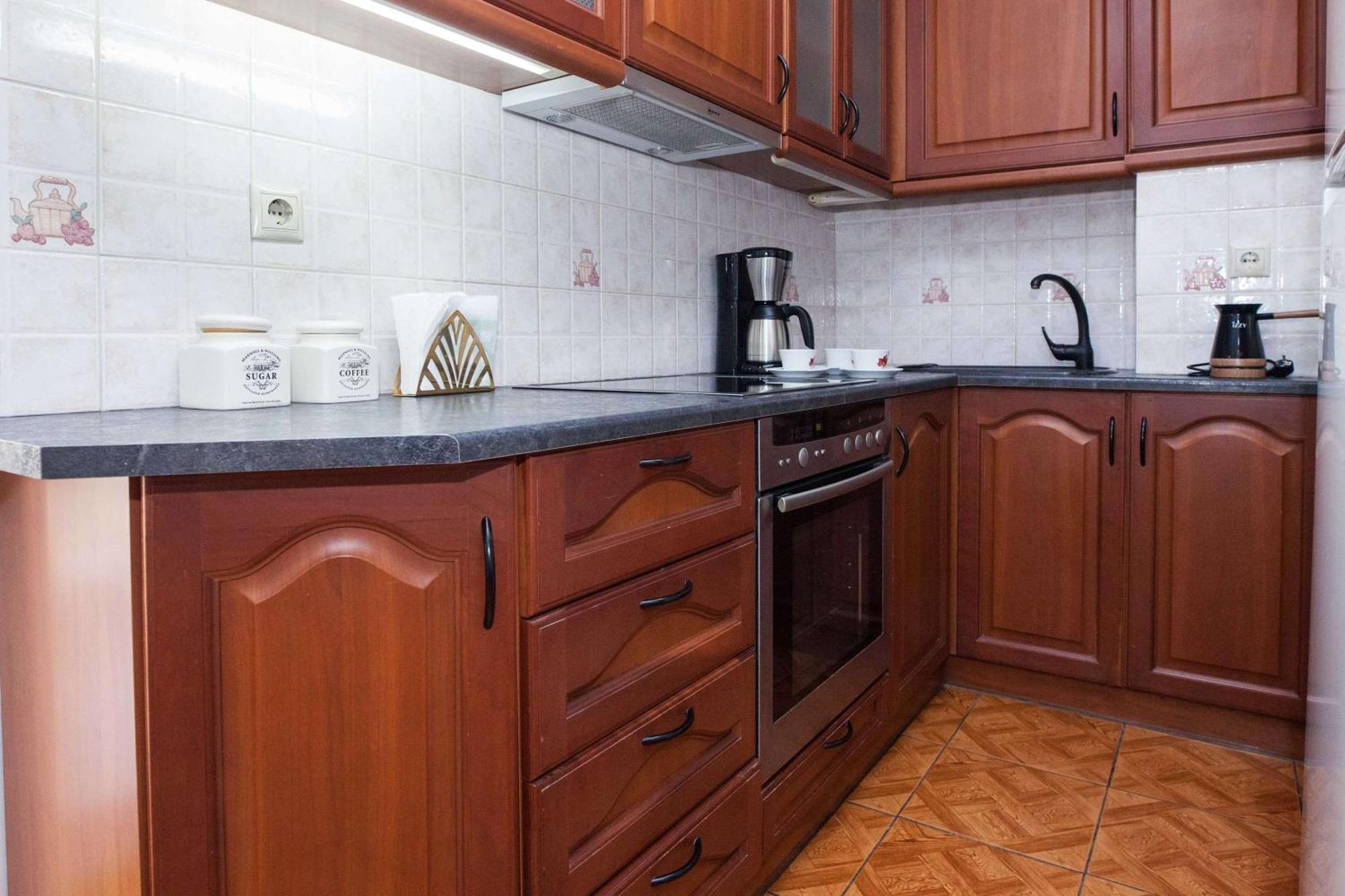 Central 2 Bd Apt With Balcony By Monastiraki Athen Eksteriør billede